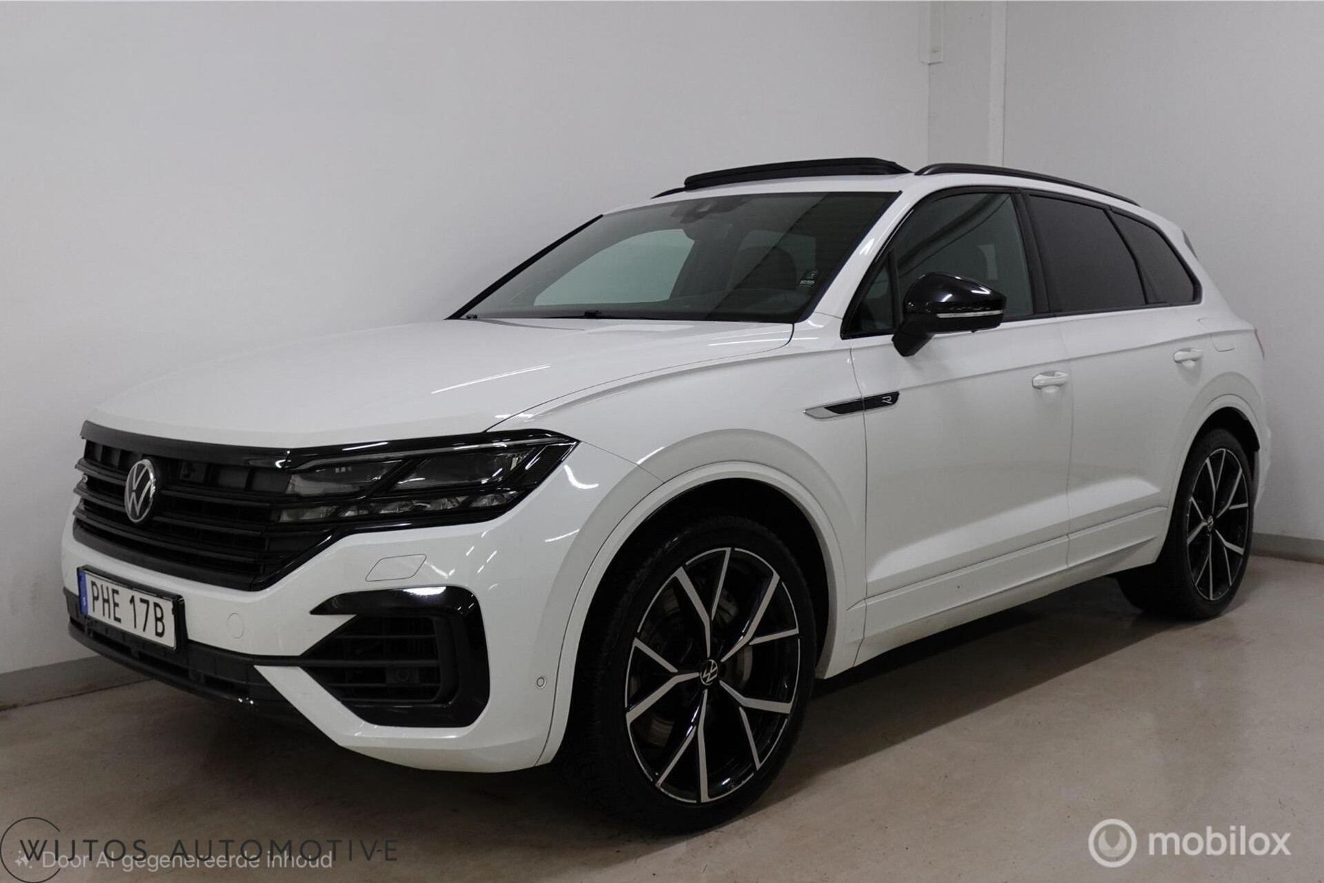 Volkswagen Touareg 3.0 TSi eHybrid 4MOTION R, pano, dynaudio 48628616-0.jpg | Wijtos Automotive