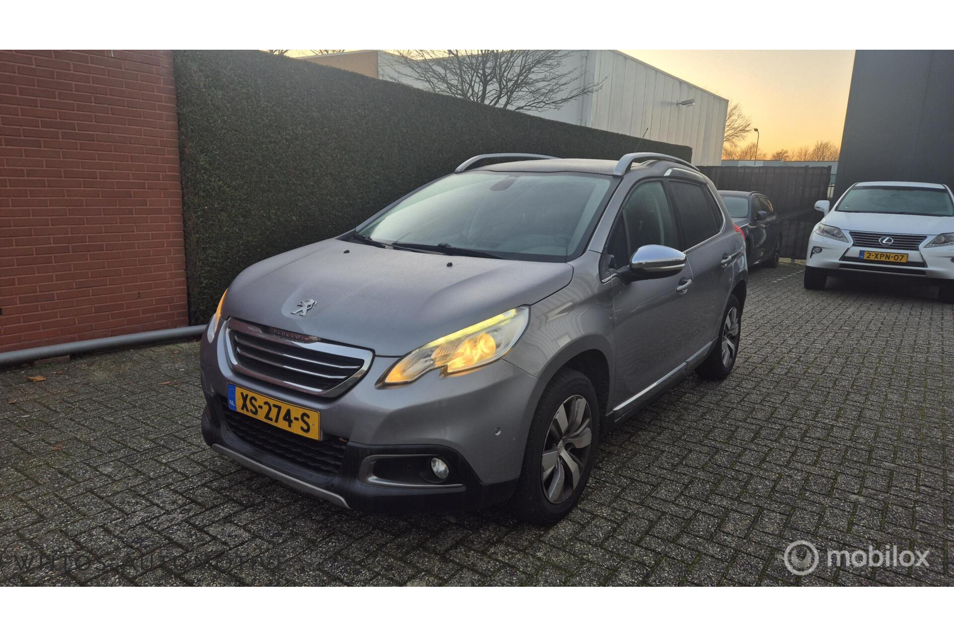 Peugeot 2008 1.2 PureTech Allure Pack Premium Plus, pano 50018872-0.jpg | Wijtos Automotive