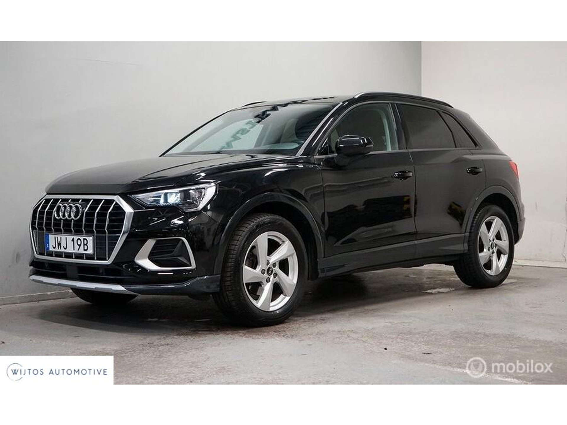 Audi Q3 35 TFSI Pro Line, standkachel, trekhaak 48157648-0.jpg | Wijtos Automotive